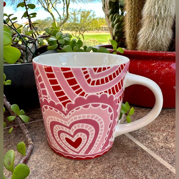 Starbucks 2005 Valentines Heart ❤️💕❤️ Mug | EUC | Perfect Valentines Gift!! - Picture 1 of 6